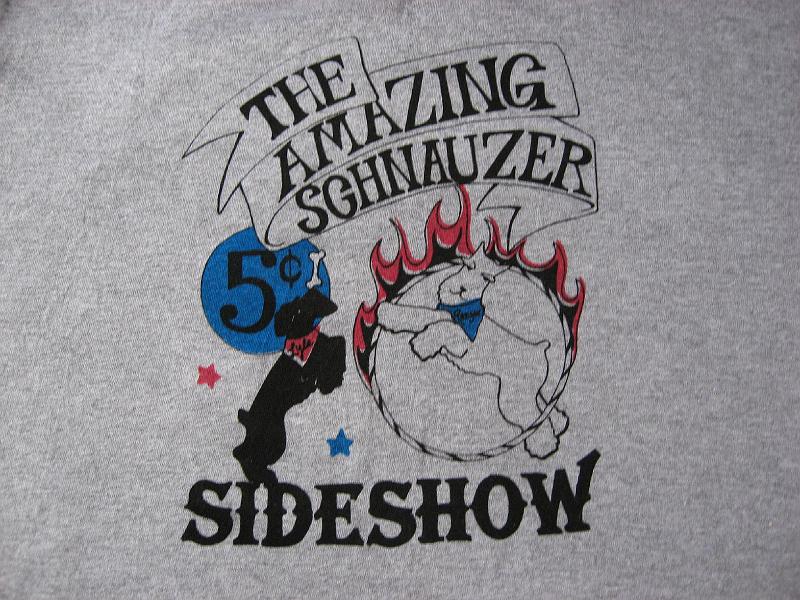 amazing_schnauzer_show_t-shirt And of the t-shirt silk-screen.