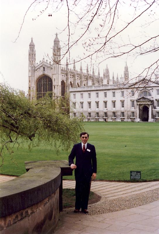 04 Me with Great St. Mary's and the Gibbs Building.