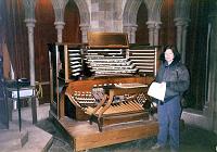 05 Ruth and the organ.