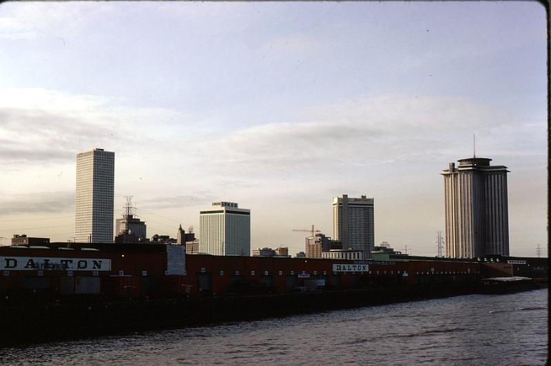 river-31 The World Trade Mart (right).