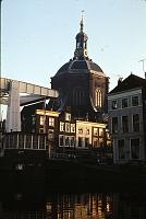 Leiden_canal_church_drawbridge West gate and church dome