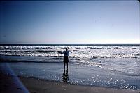 03-Dan_holding_kelp_Stinson_Beach