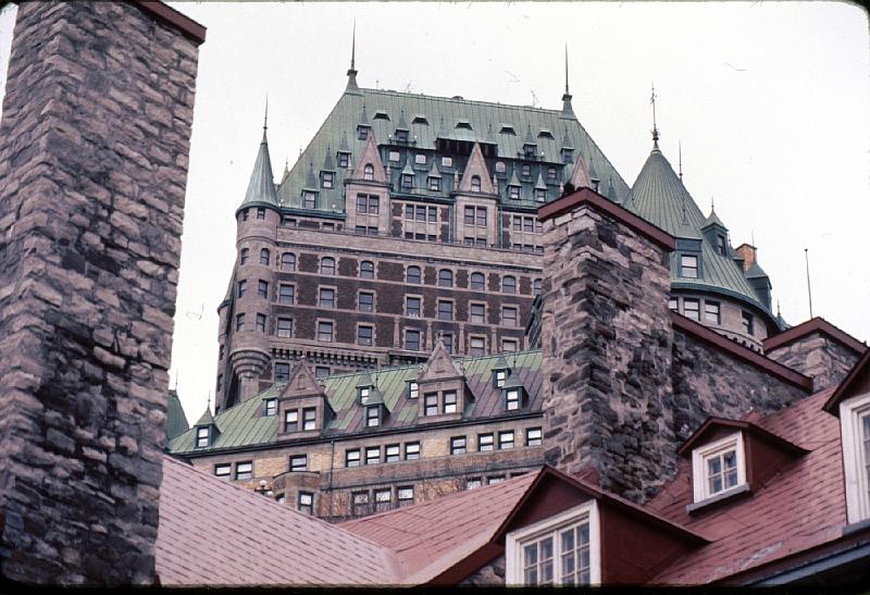 Untitled-Scanned-24 Le Château Frontenac