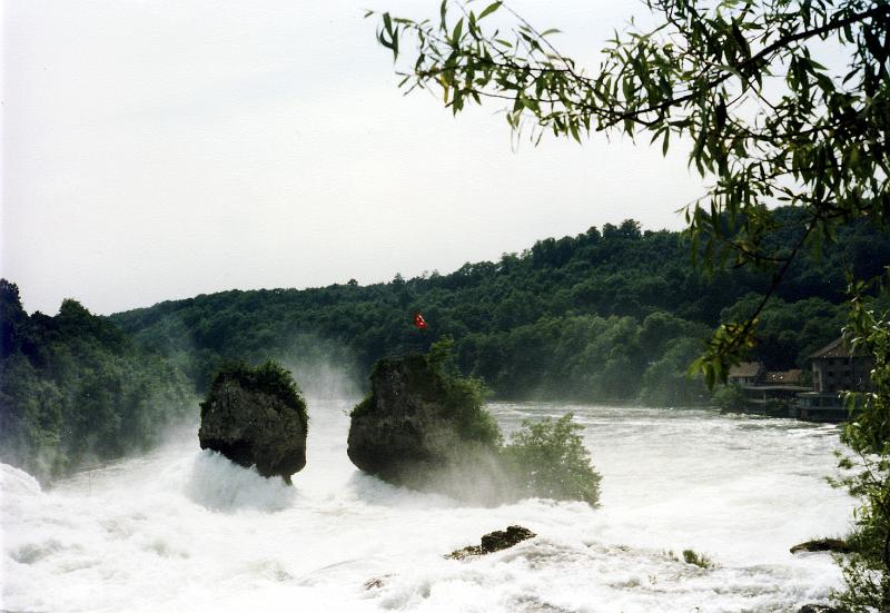 x-05 The central rocks from upstream.