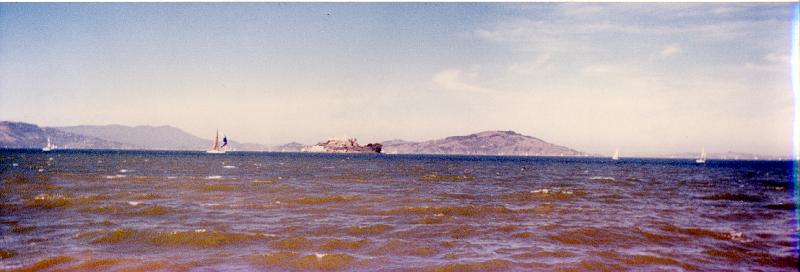 02 San Francisco Bay, with Alcatraz (center).