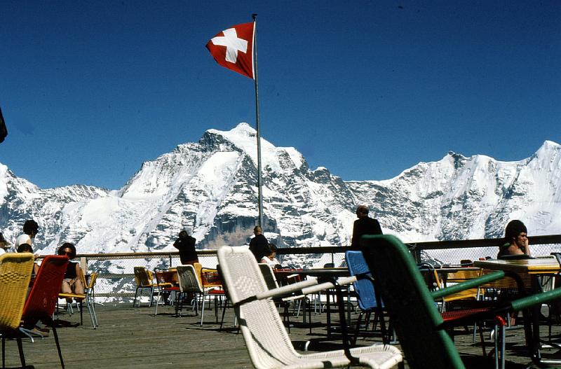 top_of_Schitlhorn The Shilthorn peak: 2,970 metres (9,744 ft).  The Jungfrau is higher (but cost more to get to).