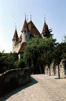 castle_on_Thunersee 