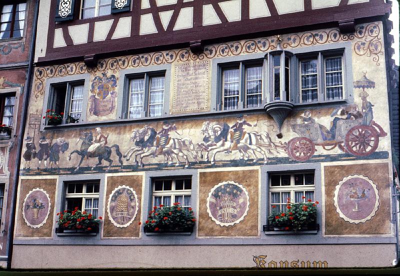 Stein_ornate_house_with_coach_painting Ornate frescoes.