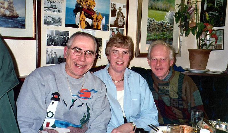 pub In March 2003 I had a business trip to the UK and was able to squeeze in a weekend visit with Jane and Tom (right) Bown. In 1984 Ruth and our daughter Mathilda were able to accompany me on an extended business trip, and we tacked on a bit of vacation, ending up, as Ruth wished, in Wales, her ancestral land. We'd found Tom & Jane's B&B 
